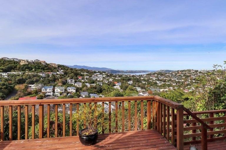 Photo of property in 21 Orissa Crescent, Broadmeadows, Wellington, 6035