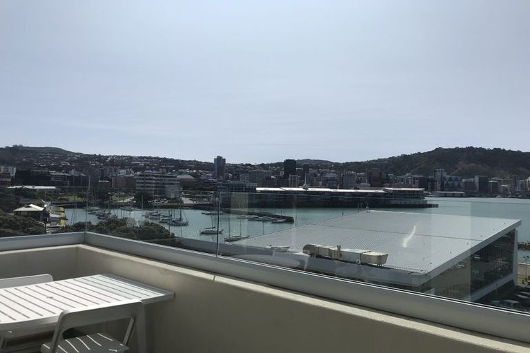 Photo of property in 4/154 Oriental Parade, Oriental Bay, Wellington, 6011