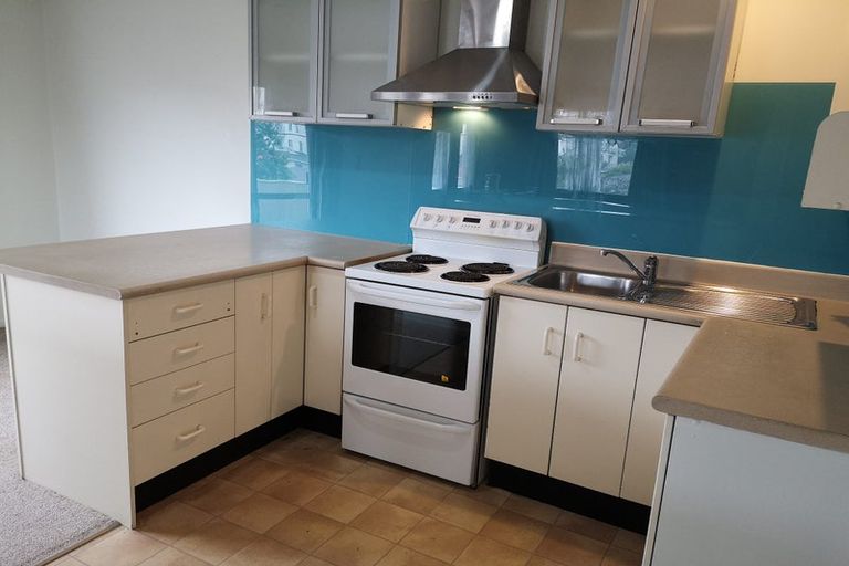 Photo of property in 4a Palm Grove, Berhampore, Wellington, 6023