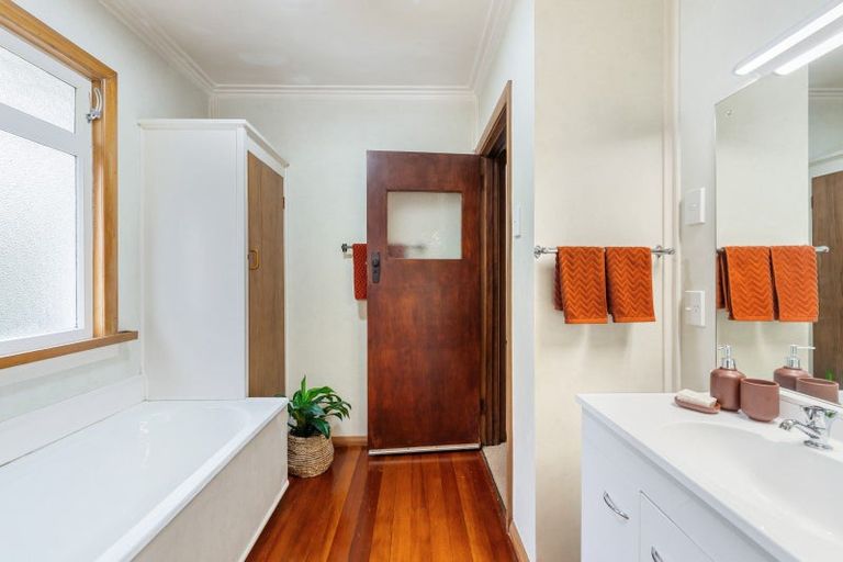 Photo of property in 17 Grey Street, Feilding, 4702