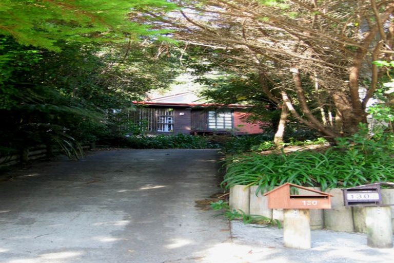 Photo of property in 130 Kamahi Street, Stokes Valley, Lower Hutt, 5019