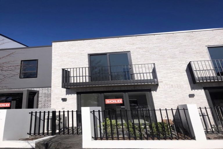 Photo of property in 6/214 Hereford Street, Christchurch Central, Christchurch, 8011