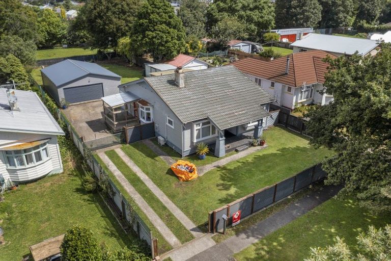 Photo of property in 10 Percy Avenue, Stratford, 4332