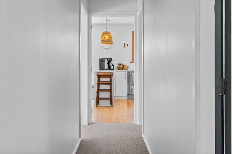 Photo of property in 67 Kuratawhiti Street, Greytown, 5712