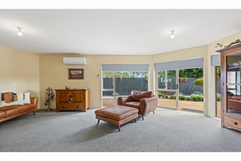 Photo of property in 3 Magnolia Lane, St Albans, Christchurch, 8052