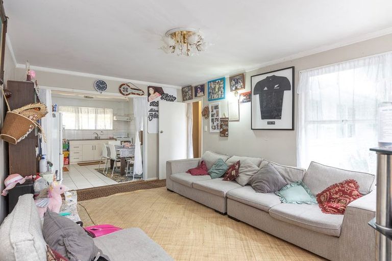 Photo of property in 37 Hokianga Street, Mangere East, Auckland, 2024