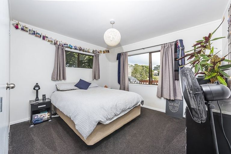 Photo of property in 47a Rehia Road, Massey, Auckland, 0614