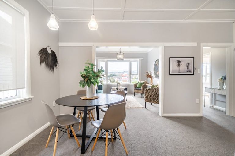 Photo of property in 26 Queens Drive, Kilbirnie, Wellington, 6022