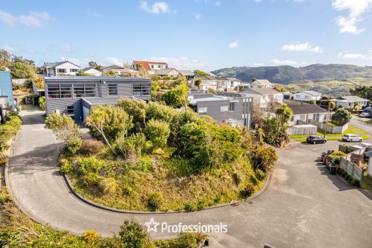 Photo of property in 22a Drummond Crescent, Kelson, Lower Hutt, 5010