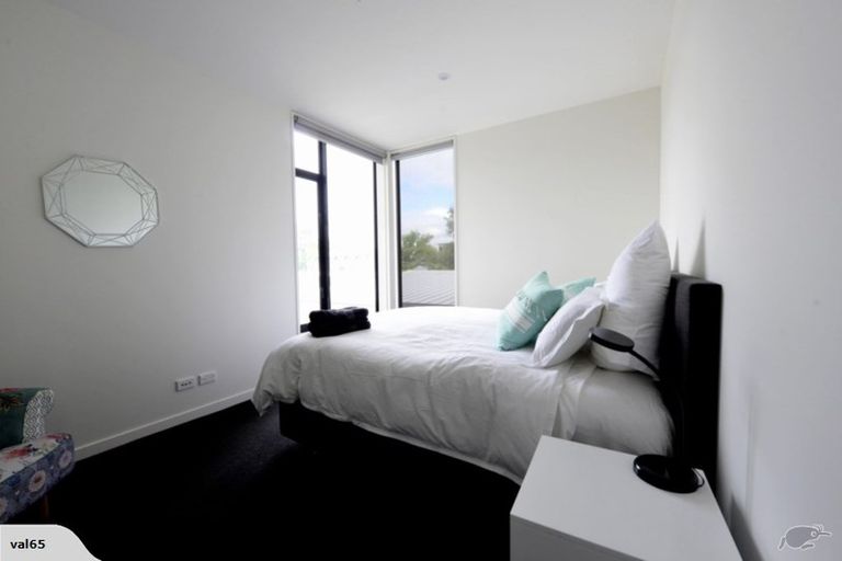 Photo of property in 50 Kilmore Street, Christchurch Central, Christchurch, 8013