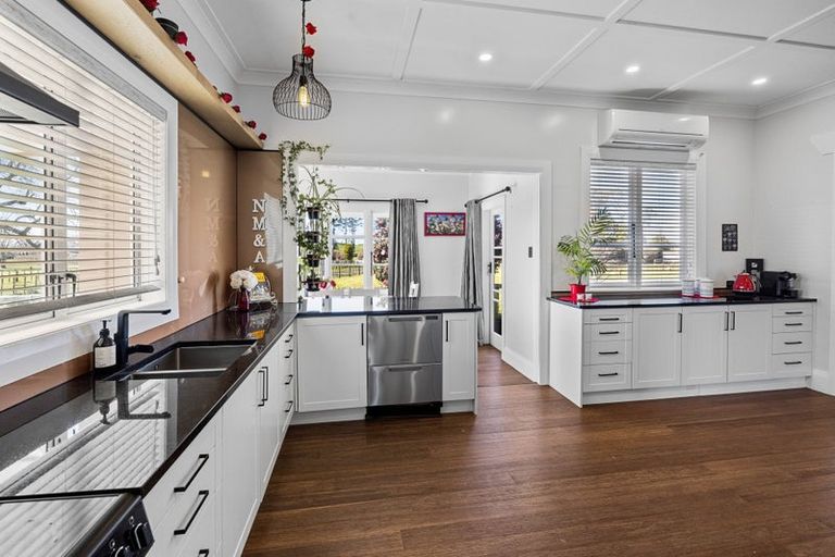 Photo of property in 19 Stanley Road, Stratford, 4394