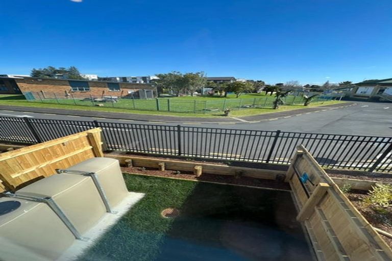 Photo of property in 141 Ngae Place, Mangere East, Auckland, 2024