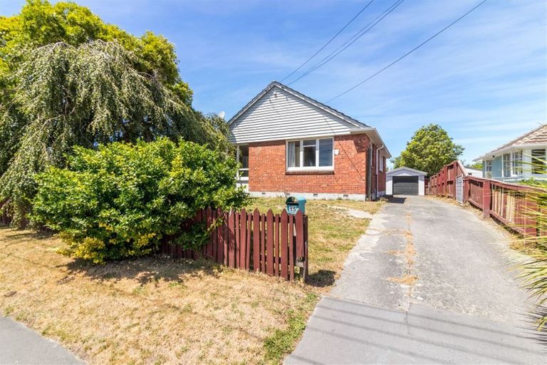 Photo of property in 15 Glenfield Crescent, Mairehau, Christchurch, 8052