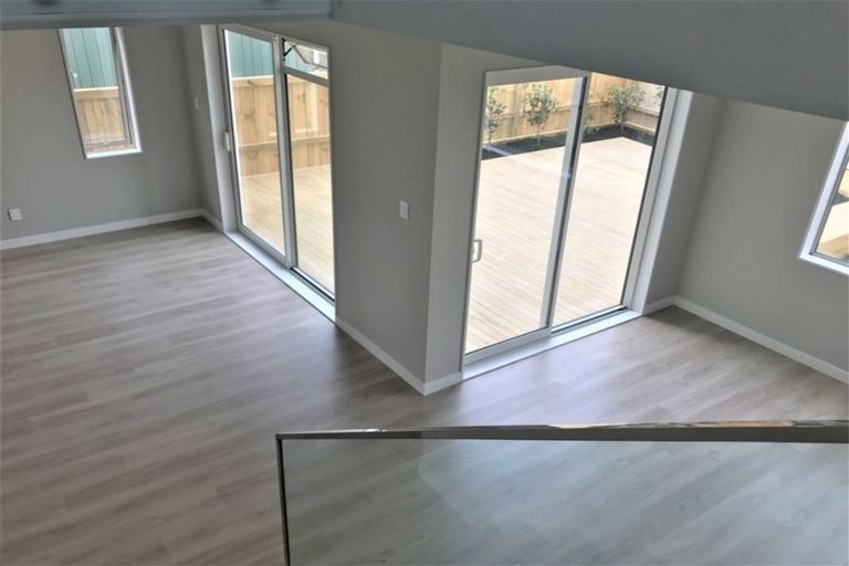 Photo of property in 14 Roa Avenue, Hobsonville, Auckland, 0616