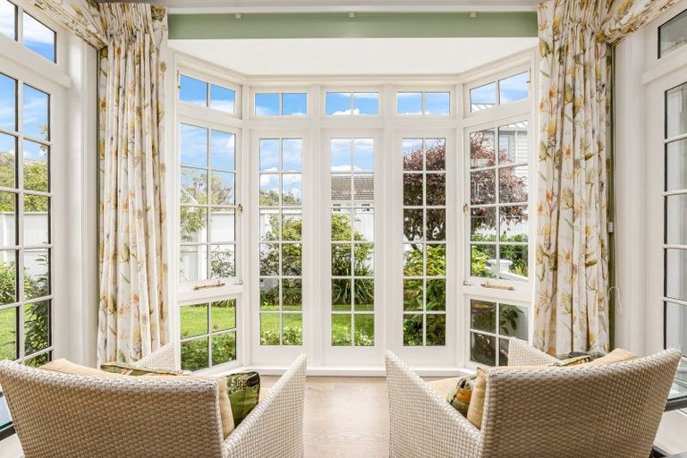 Photo of property in 4-6 Cheviot Road, Lowry Bay, Lower Hutt, 5013
