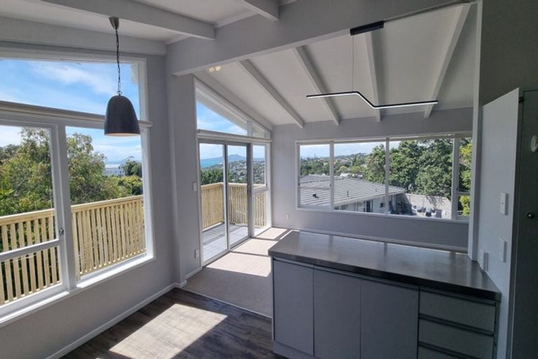 Photo of property in 1/5 Gull Lane, Mairangi Bay, Auckland, 0630