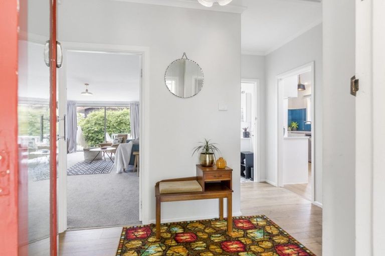 Photo of property in 36 Seabrook Avenue, New Lynn, Auckland, 0600