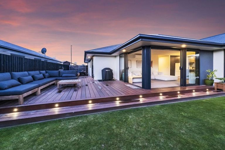 Photo of property in 3 Guyon Street, Marshland, Christchurch, 8083