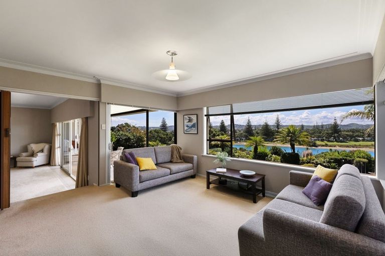Photo of property in 61 Rosario Crescent, Red Beach, 0932