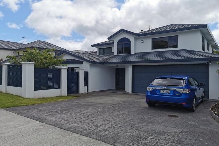 Photo of property in 26 Amesbury Drive, Churton Park, Wellington, 6037