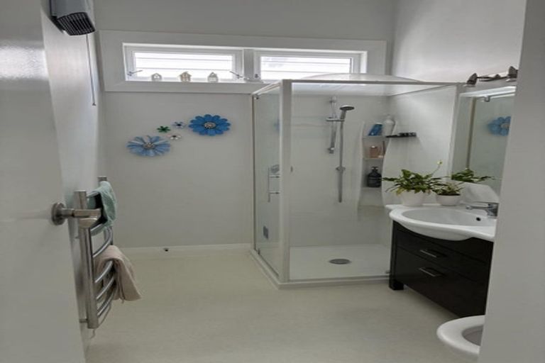 Photo of property in 3 Carrington Street, Mount Cook, Wellington, 6021