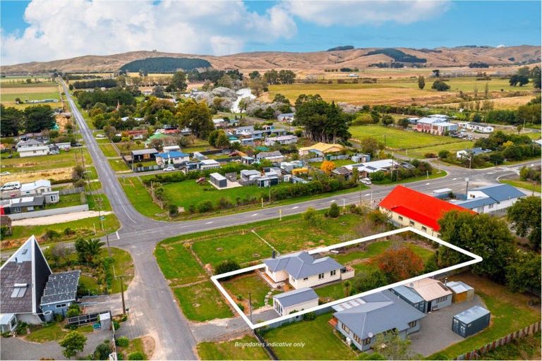 Photo of property in 8 Dundas Street, Porangahau, 4291