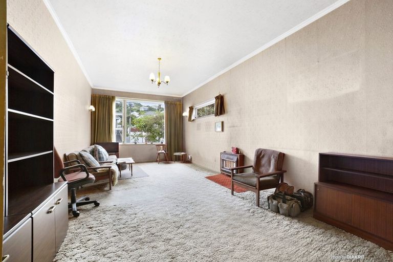 Photo of property in 70 The Parade, Island Bay, Wellington, 6023