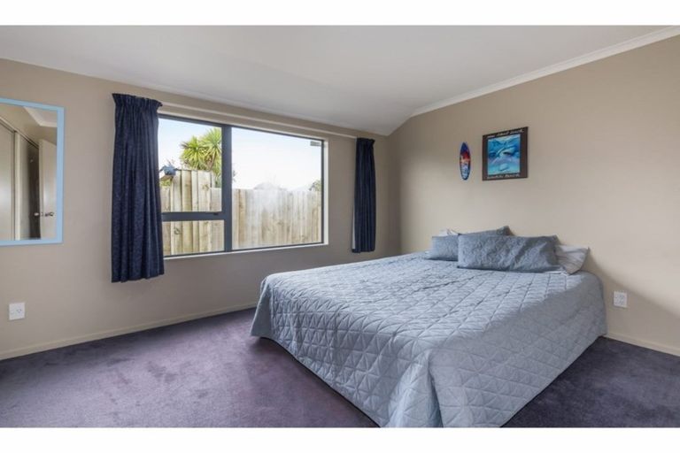 Photo of property in 16 Camleigh Close, Kaiapoi, 7630