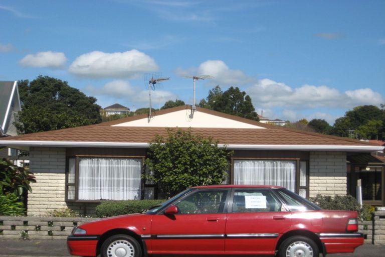 Photo of property in 189 Powderham Street, New Plymouth, 4310