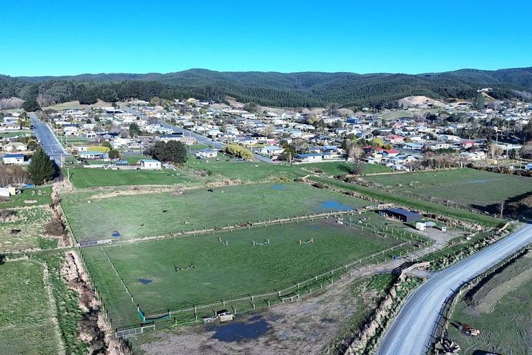 Photo of property in Catherine Street, Kaitangata, 9210