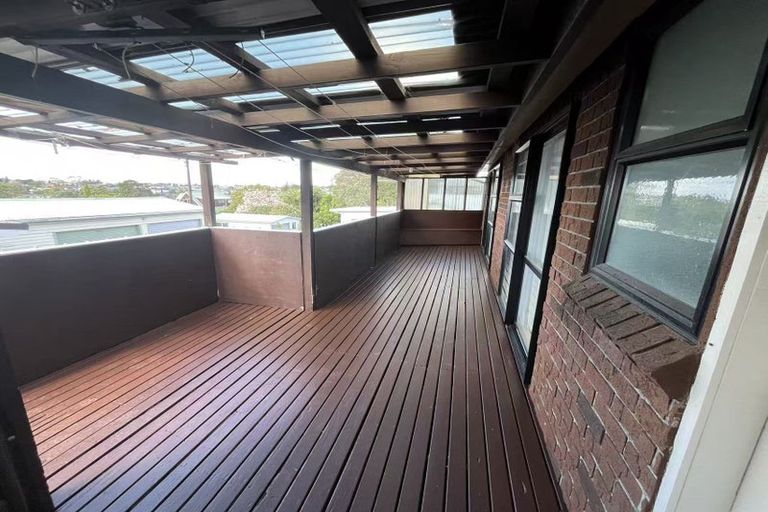 Photo of property in 56 Willerton Avenue, New Lynn, Auckland, 0600