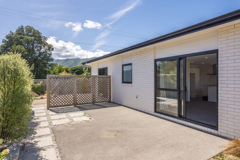 Photo of property in 3 Kaiwaru Place, Waikanae, 5036