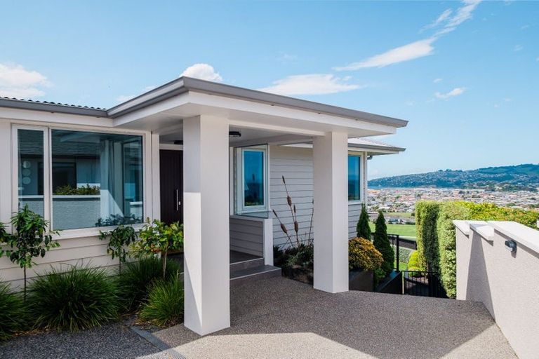 Photo of property in 93 Easther Crescent, Kew, Dunedin, 9012