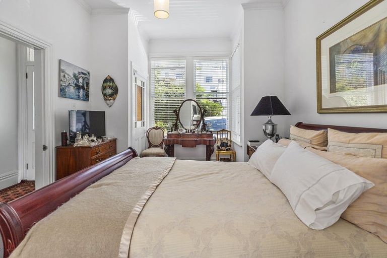 Photo of property in 55 Mitchell Street, Brooklyn, Wellington, 6021