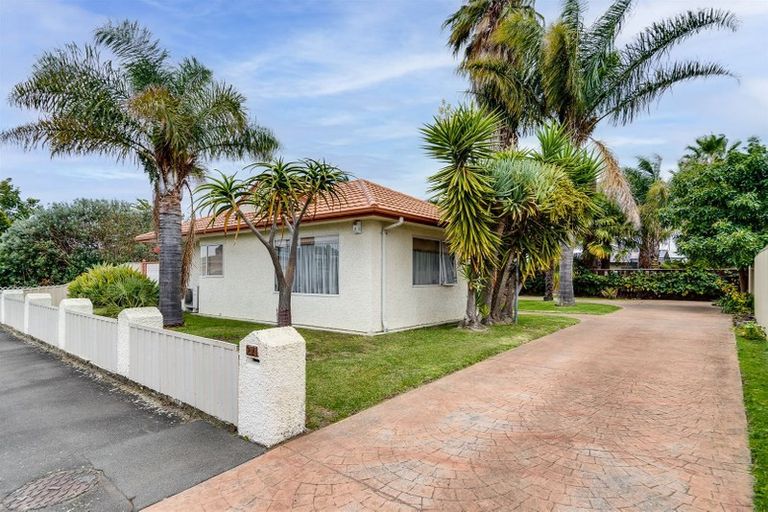 Photo of property in 2a Cassino Crescent, Onekawa, Napier, 4110