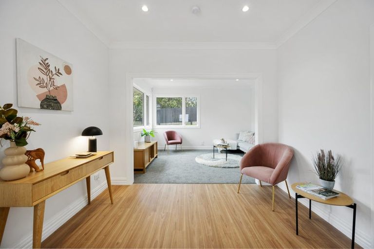 Photo of property in 76 Clyde Street, Island Bay, Wellington, 6023