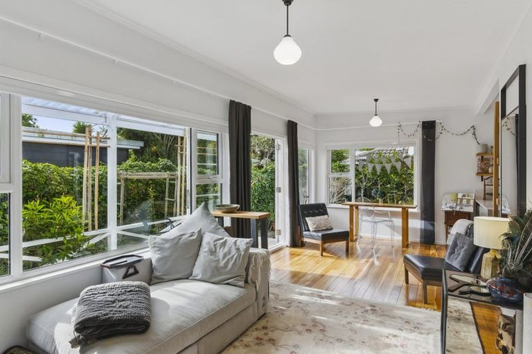 Photo of property in 1/52 Matatua Road, Raumati Beach, Paraparaumu, 5032