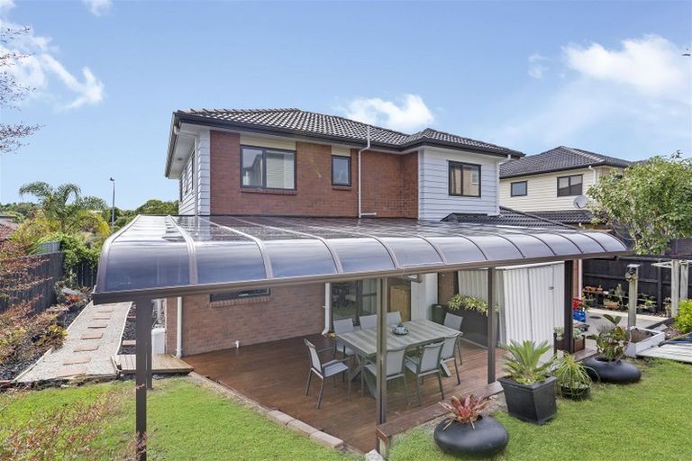 Photo of property in 84 Keri Vista Rise, Papakura, 2110