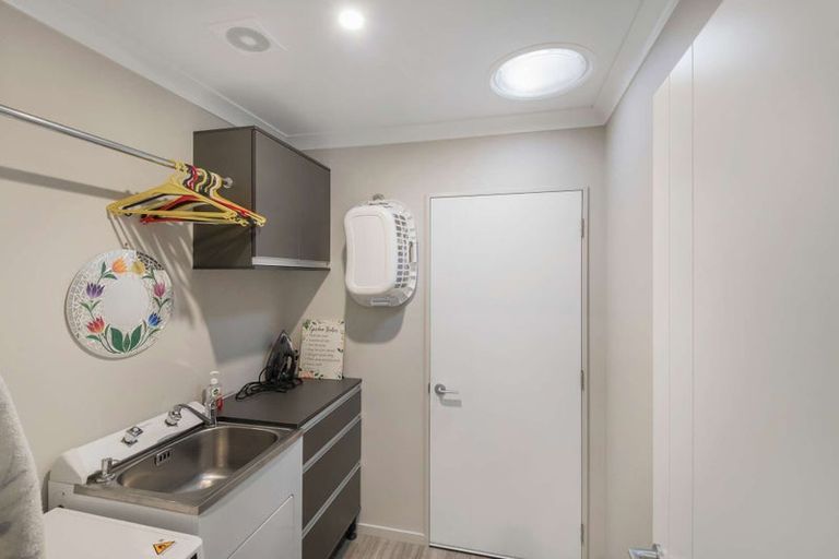 Photo of property in 37 Navy Loop, Rolleston, 7614