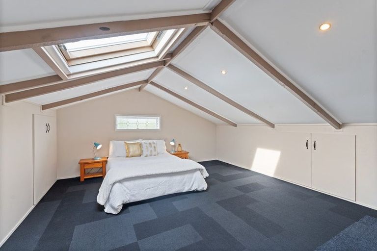 Photo of property in 23a Shakespear Road, Army Bay, Whangaparaoa, 0930