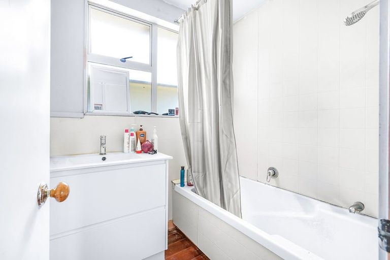 Photo of property in 87 Massey Street, Frankton, Hamilton, 3204