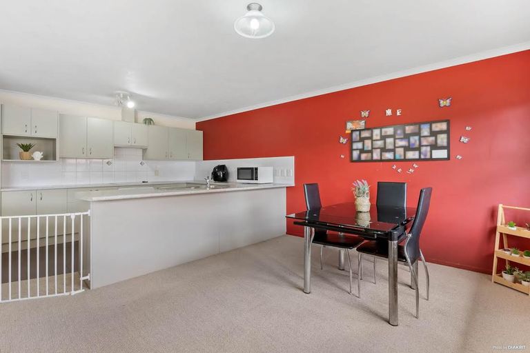Photo of property in 4 Lime Crescent, Papakura, 2110