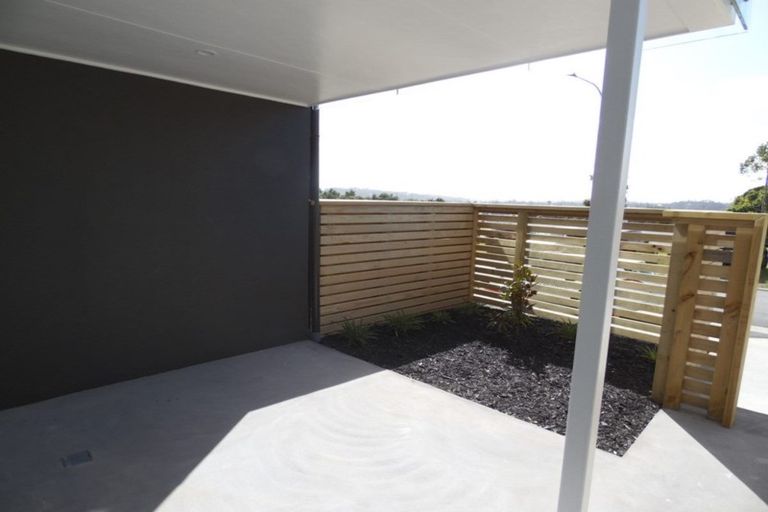 Photo of property in 26 Memorial Park Lane, Hobsonville, Auckland, 0618