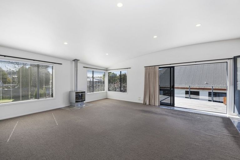 Photo of property in 2/2 Rhodes Fall, Rangatira Park, Taupo, 3330