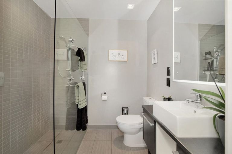 Photo of property in 132 Rowesdale Drive, Ohauiti, Tauranga, 3112