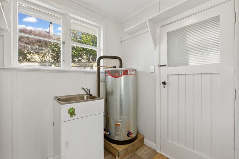 Photo of property in 19 Chew Place, Ranui, Porirua, 5024