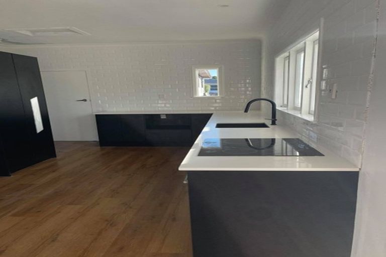 Photo of property in 21 Mitcham Avenue, Forest Lake, Hamilton, 3200