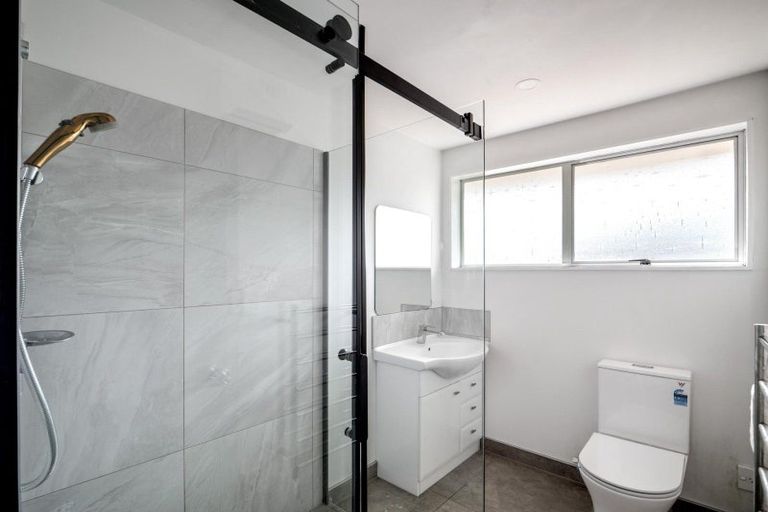 Photo of property in 57 Sarabande Avenue, Redwood, Christchurch, 8051