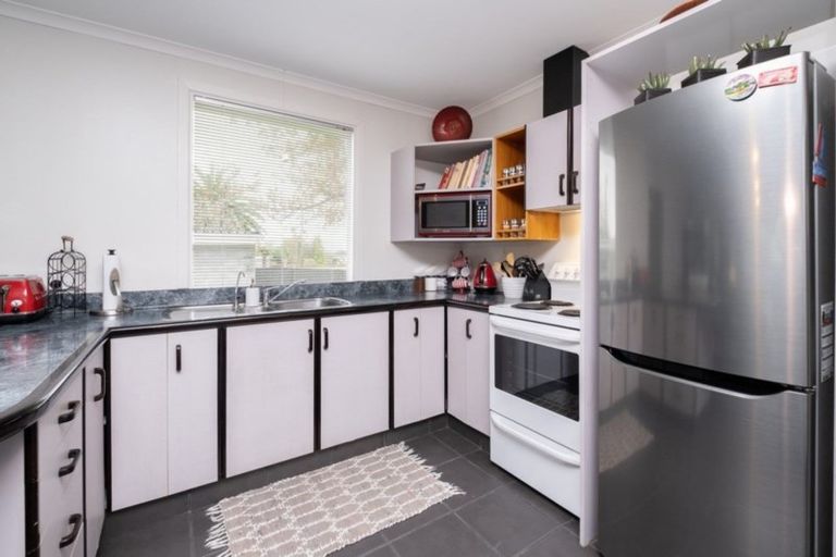 Photo of property in 22 Craig Street, Stratford, 4332