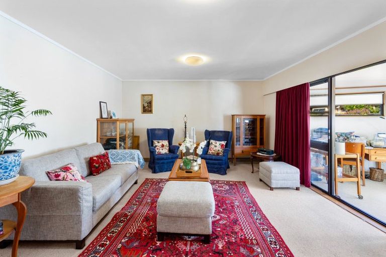 Photo of property in 51c Church Road, Taradale, Napier, 4112